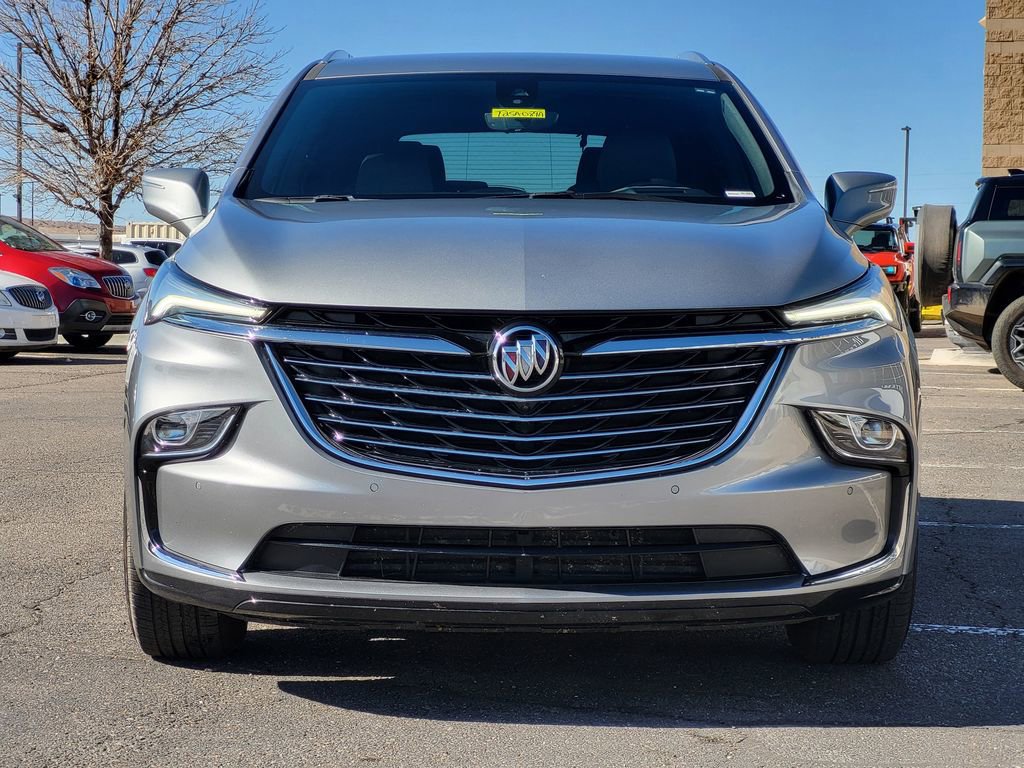 Used 2024 Buick Enclave Premium image 3