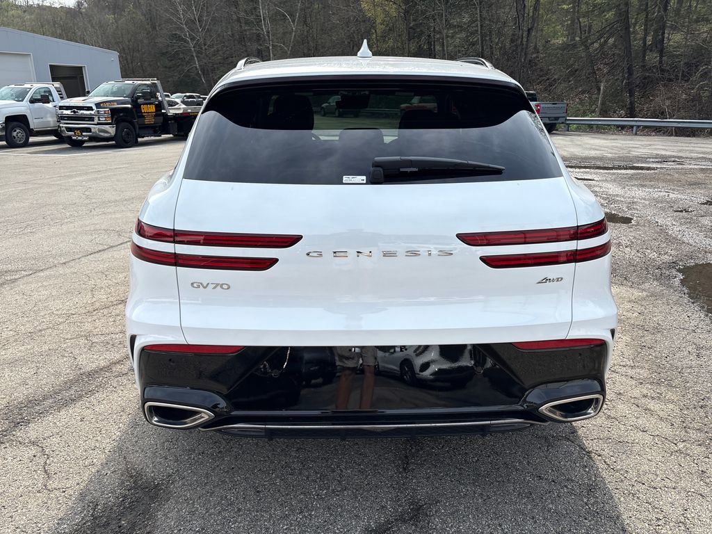 New 2026 Genesis GV70 2.5T Sport Prestige image 4