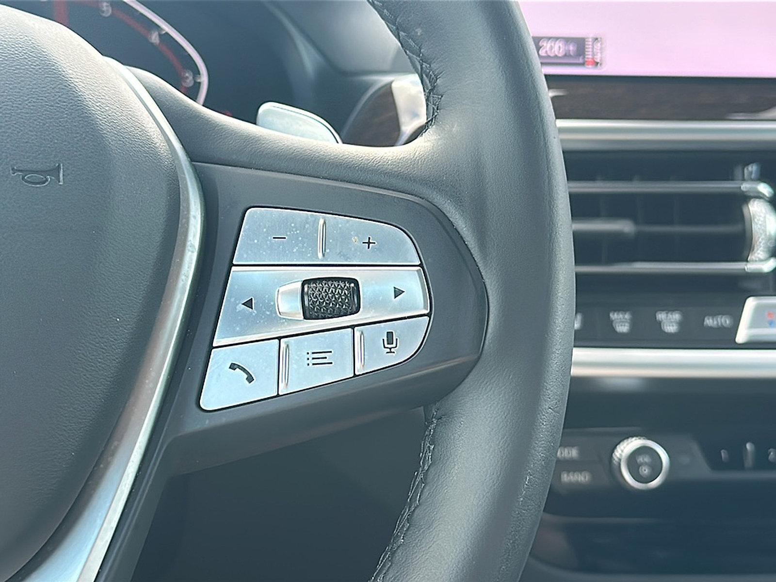 Certified 2023 BMW X3 xDrive30i w/ Premium Package image 28