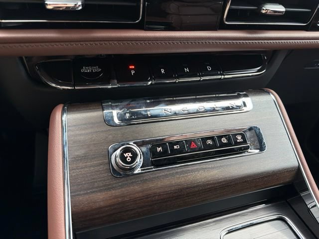 New 2026 Lincoln Aviator Reserve AWD/4WD image 18