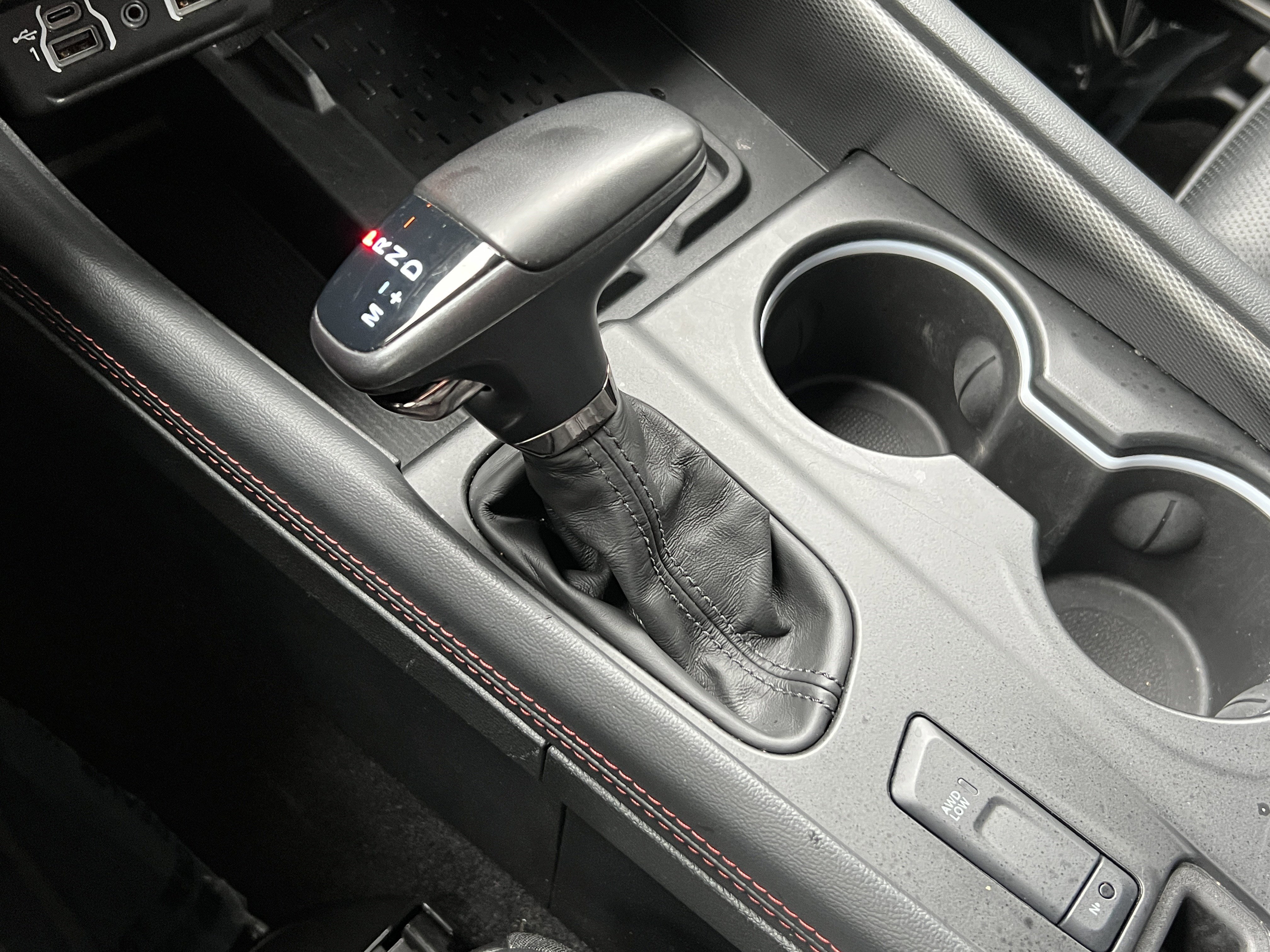 Used 2025 Dodge Durango R/T image 34