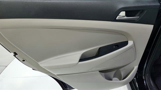 Used 2019 Hyundai Tucson SE image 20