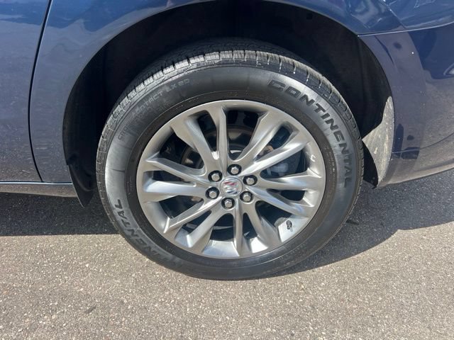 Used 2023 Buick Enclave Avenir w/ Trailering Package, 5000 lbs. AWD/4WD image 9
