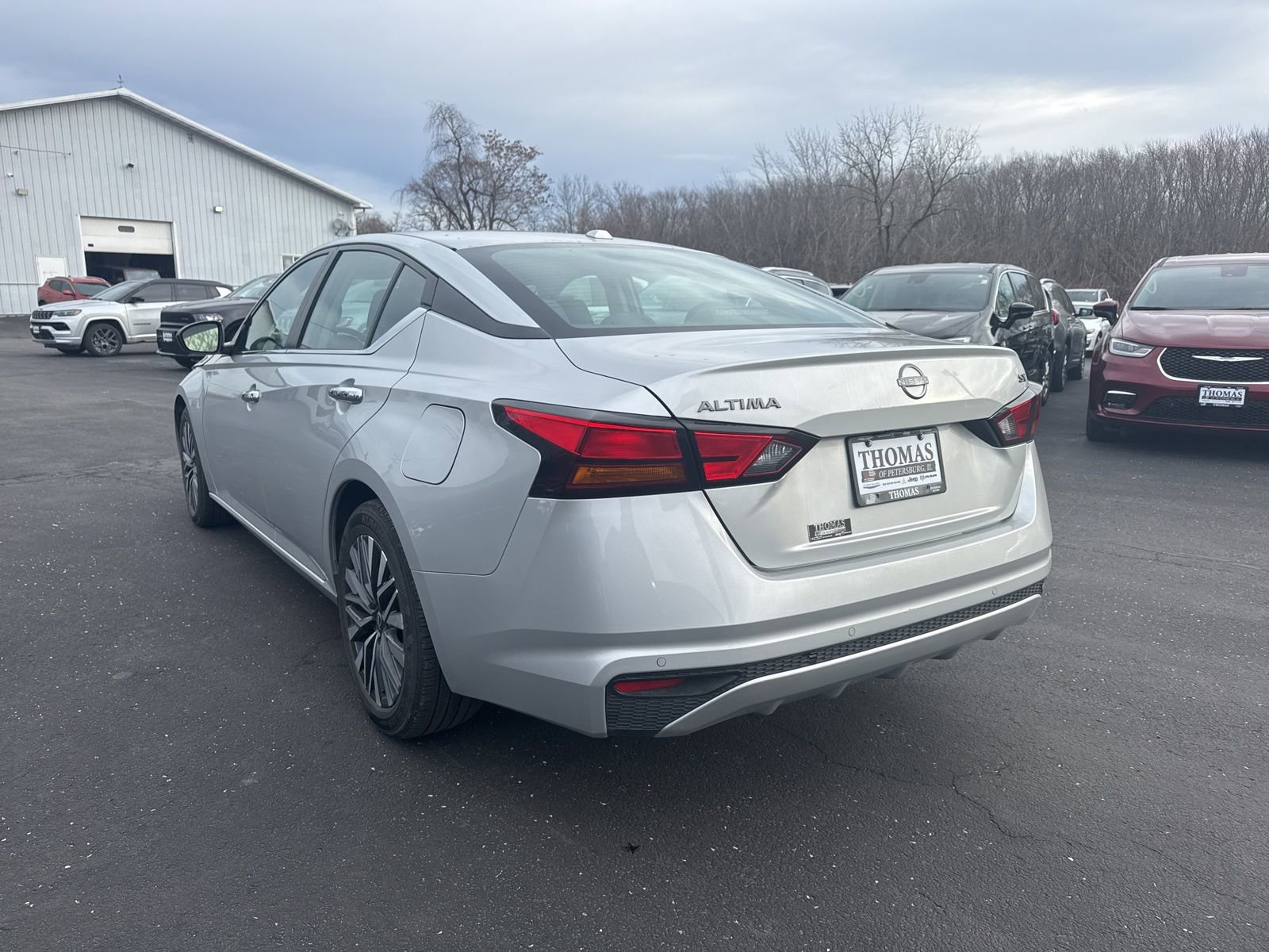 Used 2024 Nissan Altima 2.5 SV image 5