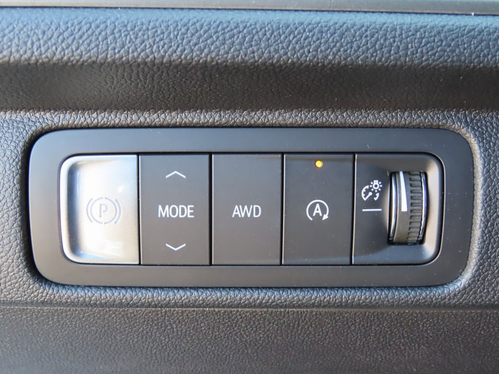 New 2026 Chevrolet Traverse LT image 13