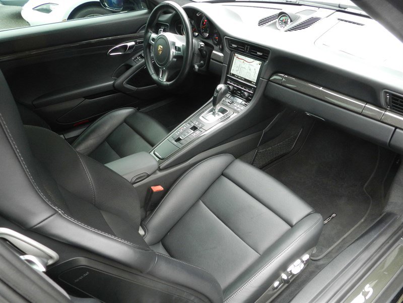 Used 2014 Porsche 911 Turbo S AWD/4WD image 56
