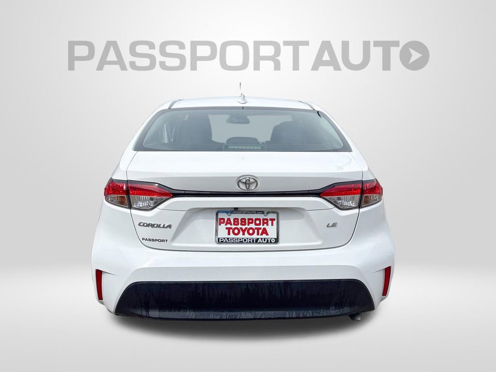 Used 2024 Toyota Corolla LE FWD image 7