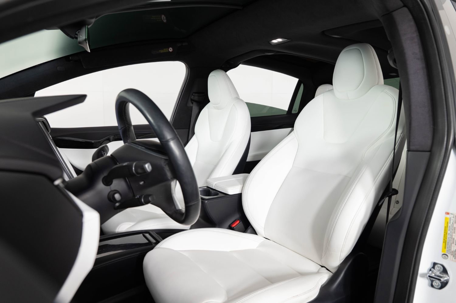 Used 2020 Tesla Model X Long Range image 16