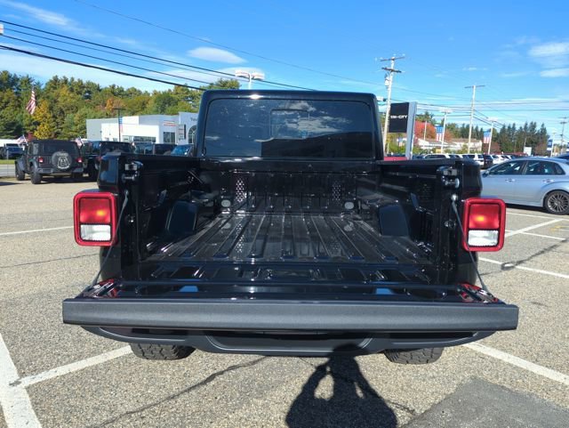 New 2025 Jeep Gladiator Sport image 26