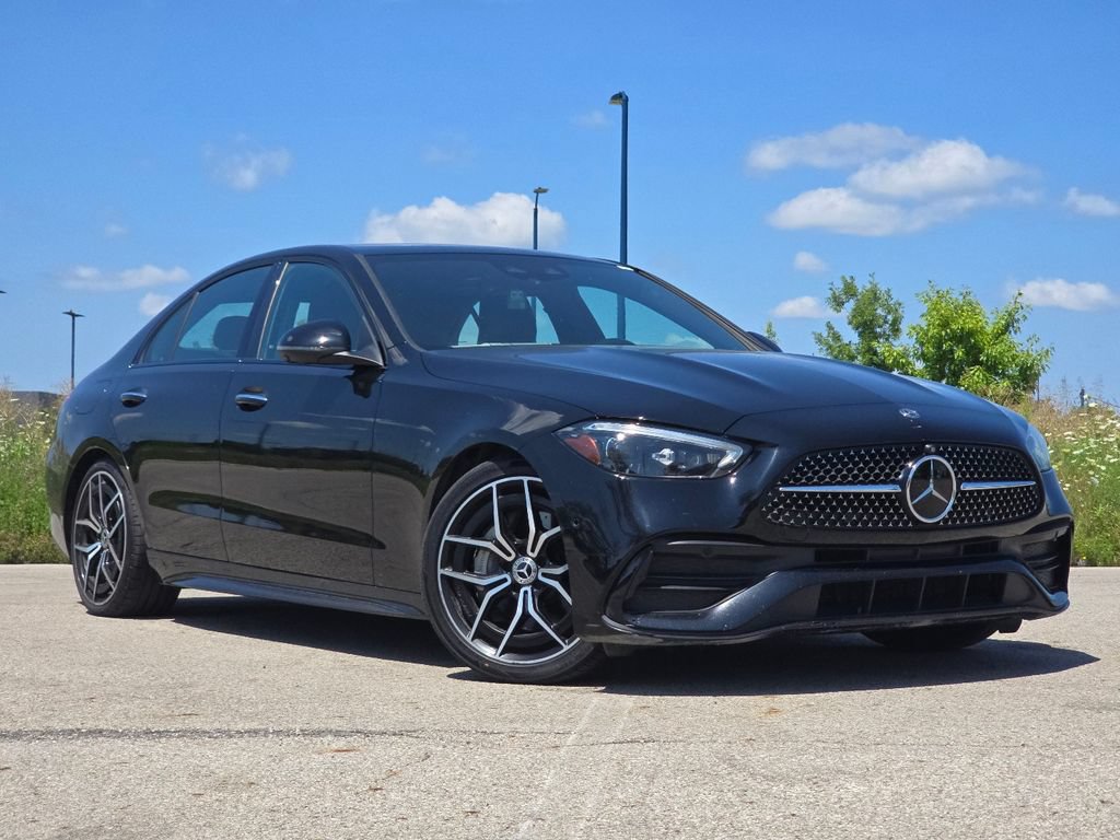 Used 2022 Mercedes-Benz C 300 4MATIC Sedan image 2
