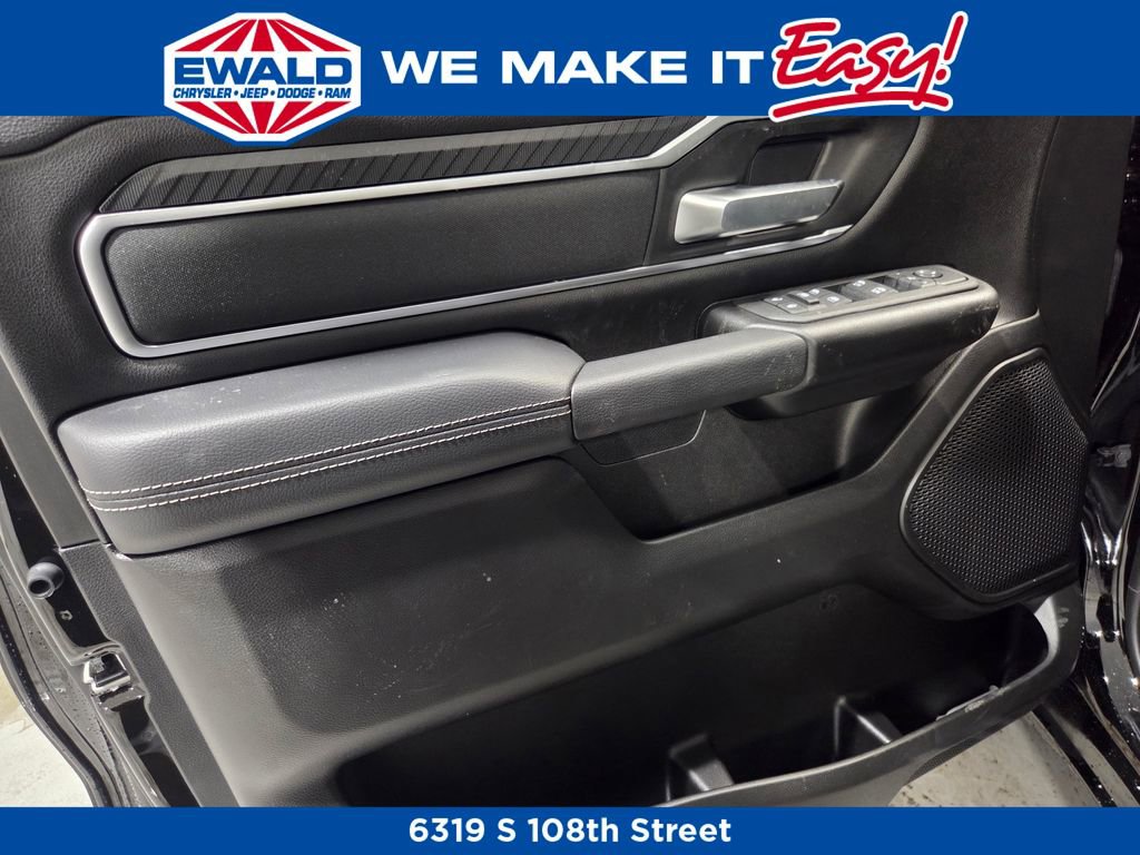 New 2026 RAM 1500 Big Horn AWD/4WD image 11