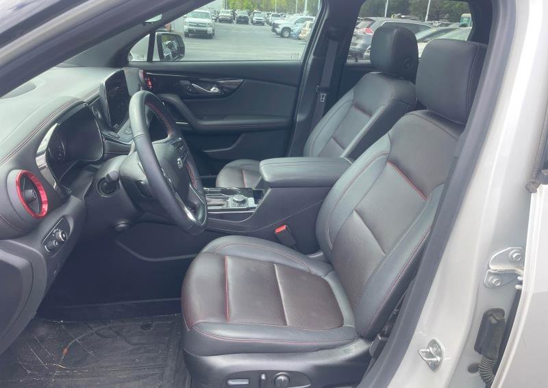 Used 2023 Chevrolet Blazer RS w/ Driver Confidence II Package FWD image 6