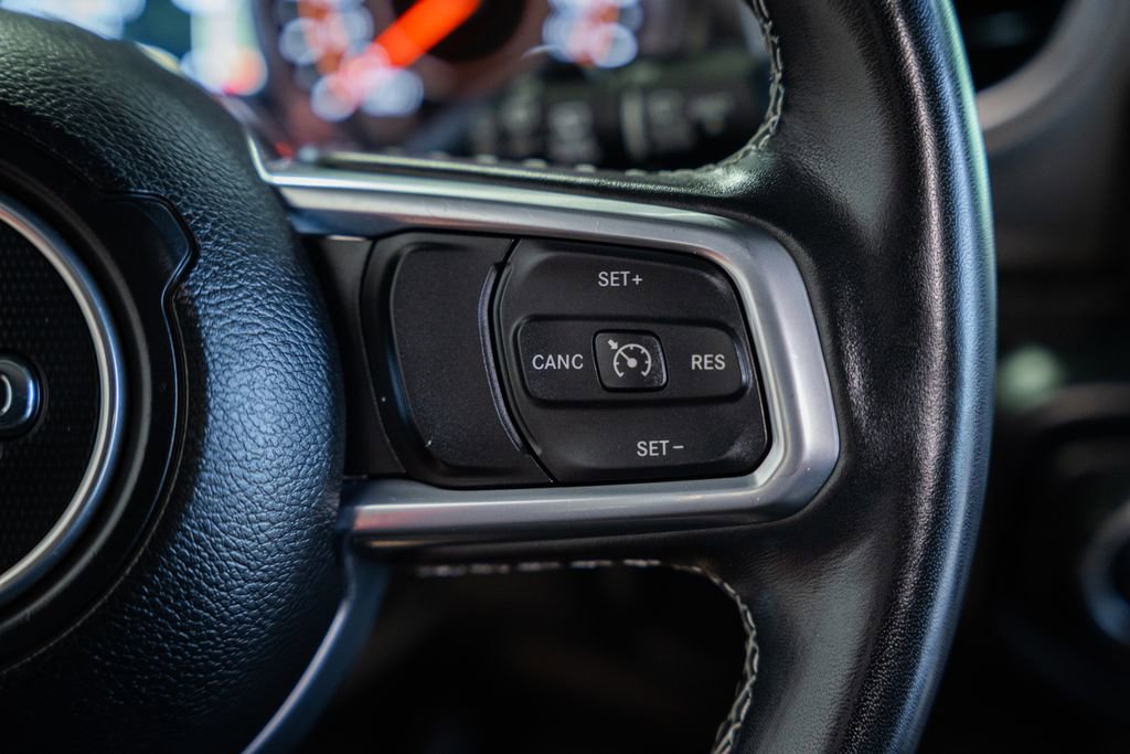 Certified 2022 Jeep Wrangler Unlimited Sahara w/ Cold Weather Group AWD/4WD image 33