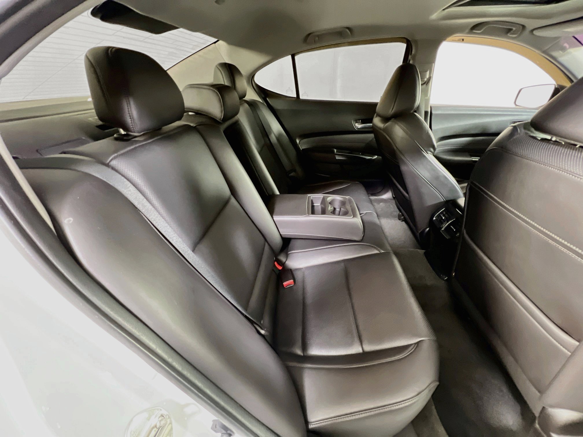 Used 2016 Acura TLX V6 w/ Technology Package FWD image 27