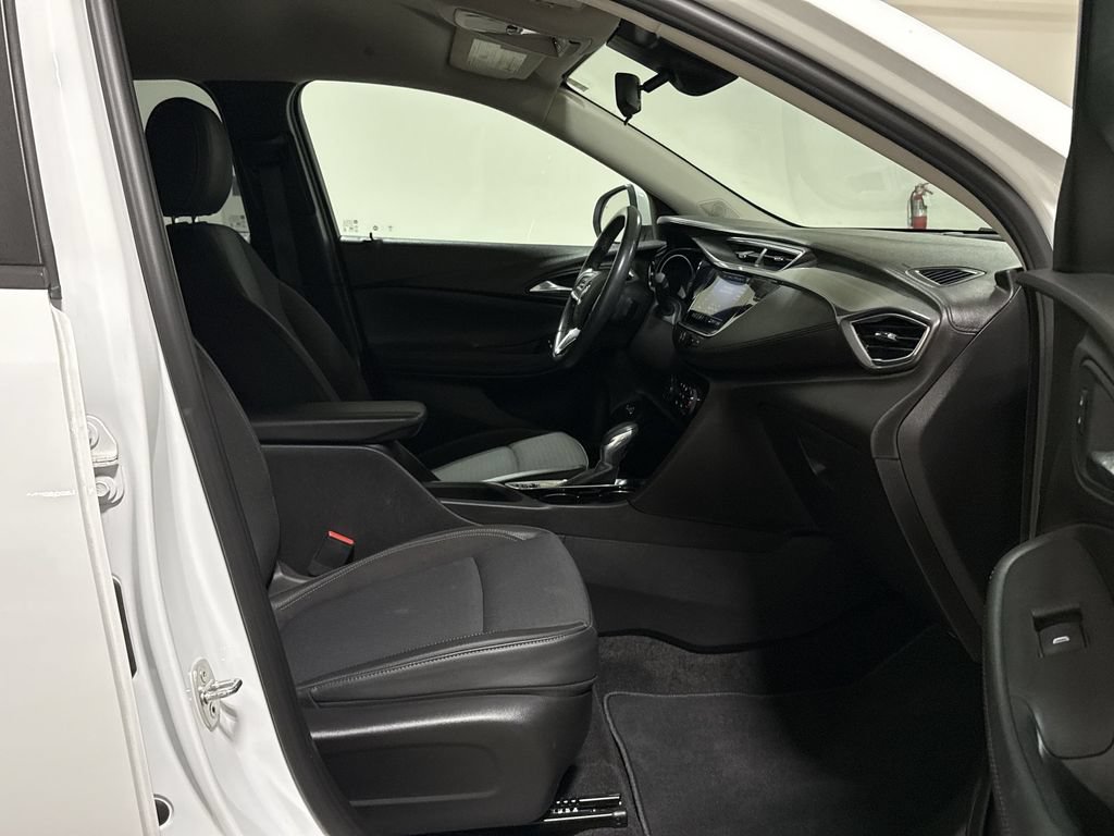 Used 2020 Buick Encore GX Select FWD image 21