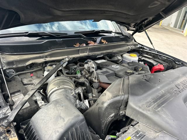 Used 2024 RAM 2500 Tradesman w/ Chrome Appearance Group image 36