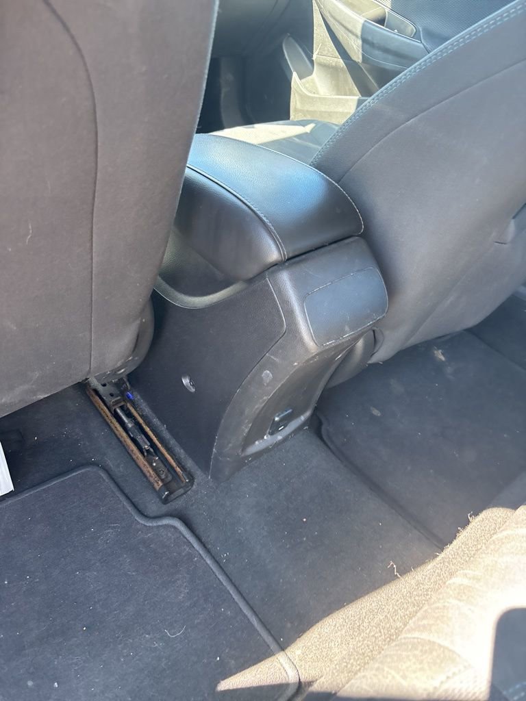 Used 2017 Chevrolet Cruze LT w/ Convenience Package image 17