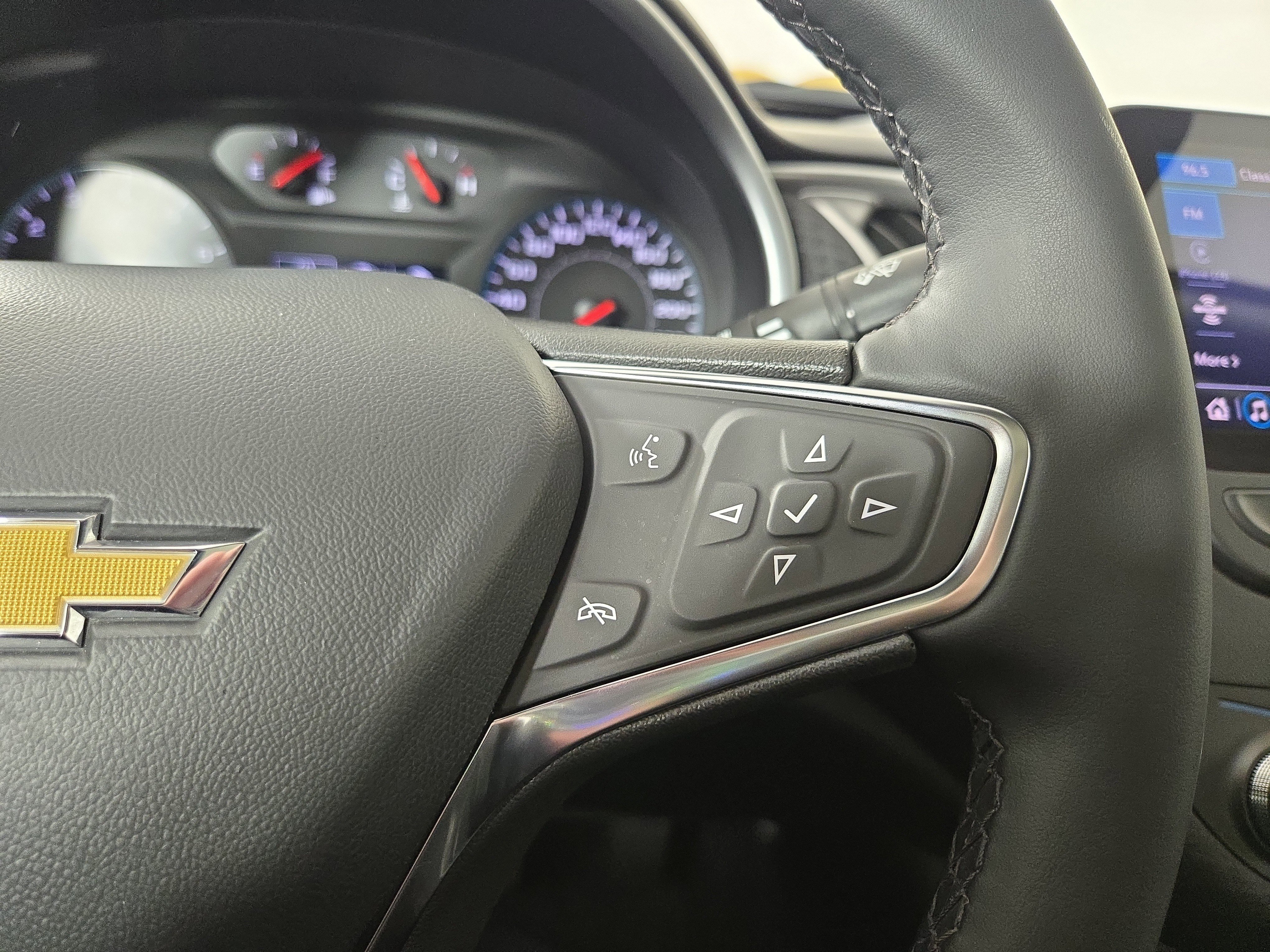 Certified 2023 Chevrolet Malibu LT w/ Midnight Edition image 16