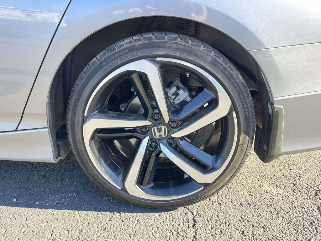 Used 2021 Honda Accord Sport image 11