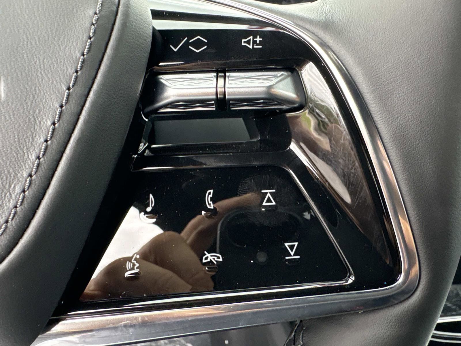 New 2026 Cadillac Lyriq V w/ LPO, Floor Liner Package image 28