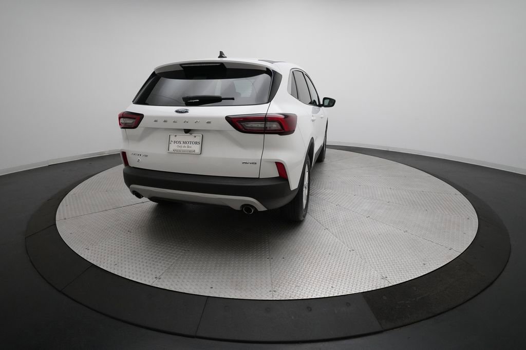 Used 2023 Ford Escape Active image 13