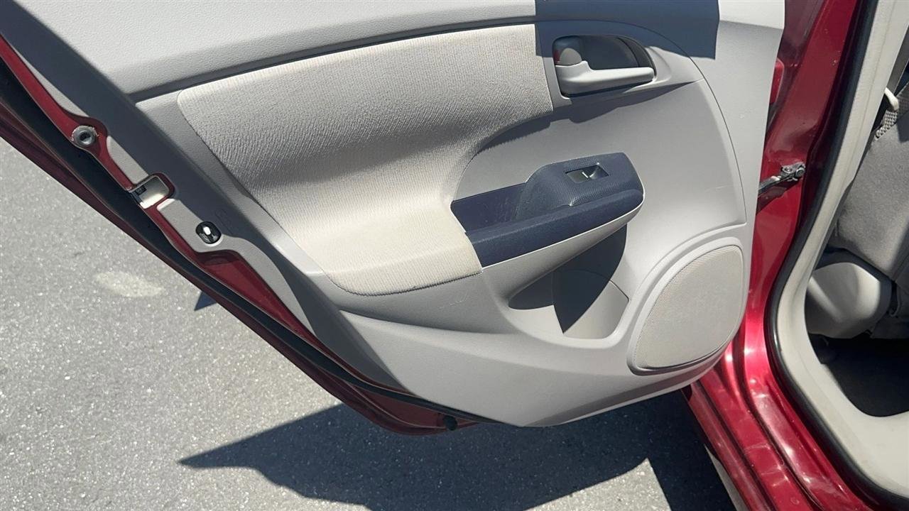 Used 2010 Honda Insight EX image 23