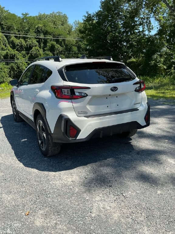 Used 2024 Subaru Crosstrek 2.5i Limited AWD/4WD image 3