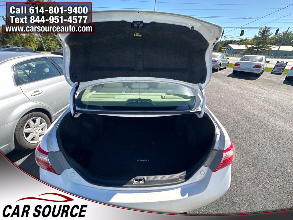 Used 2009 Toyota Camry XLE FWD image 21
