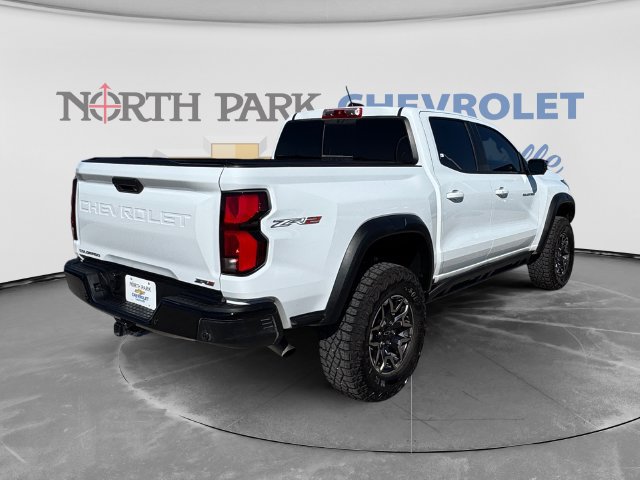 Certified 2026 Chevrolet Colorado ZR2 w/ Technology Package AWD/4WD image 3