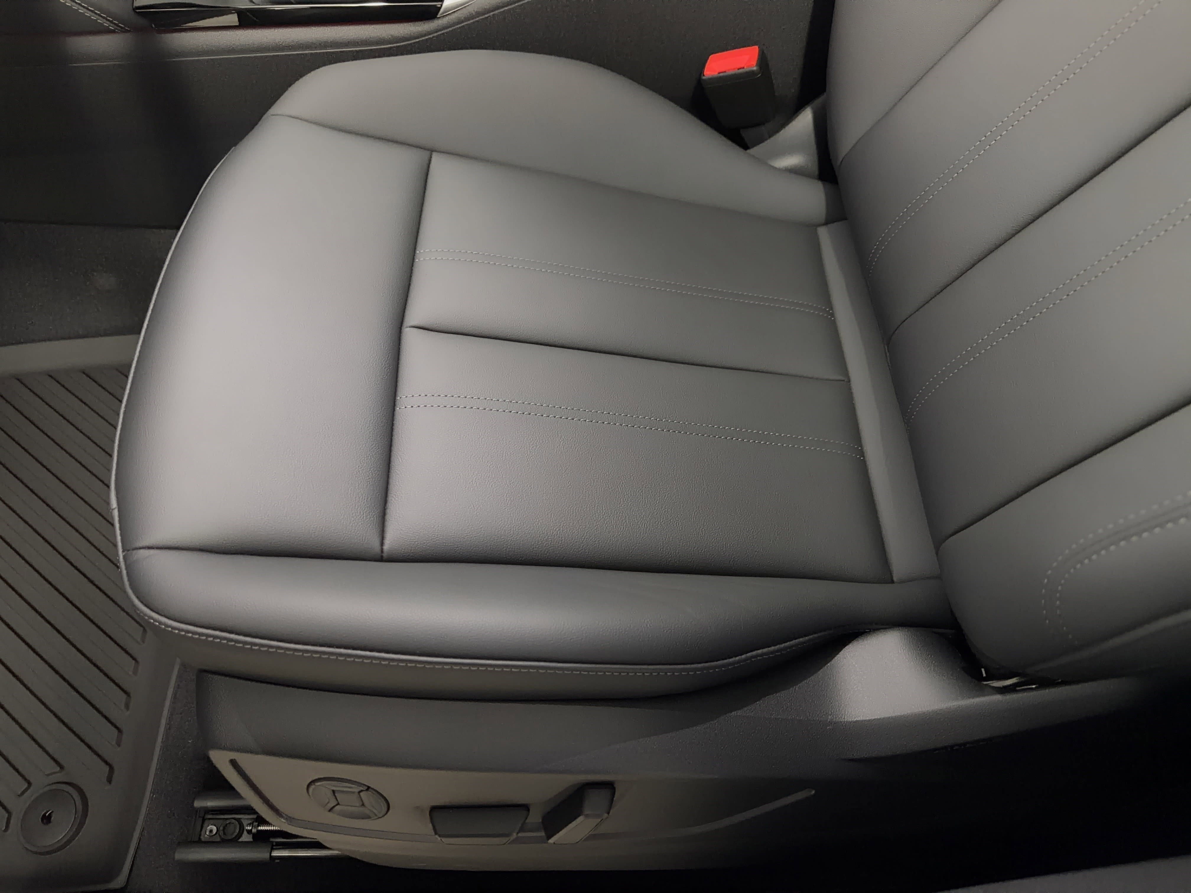 New 2026 Audi Q5 Premium image 16