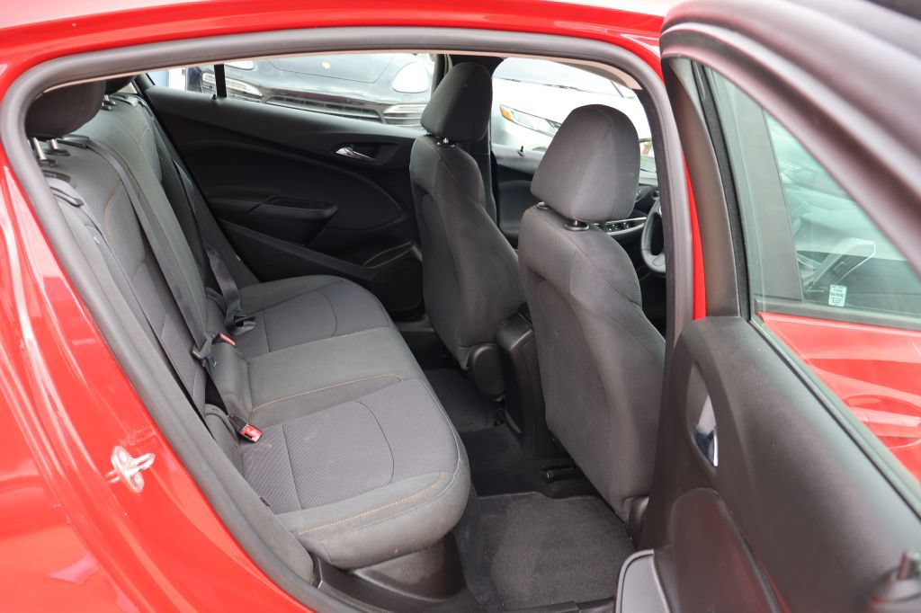 Used 2017 Chevrolet Cruze LS FWD image 38