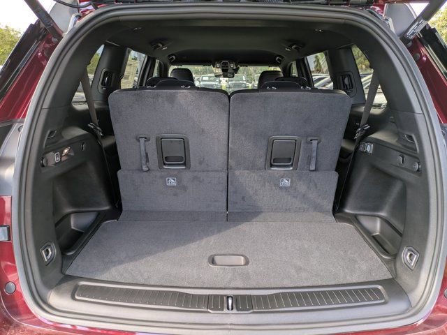 New 2025 Jeep Grand Cherokee L Laredo image 14