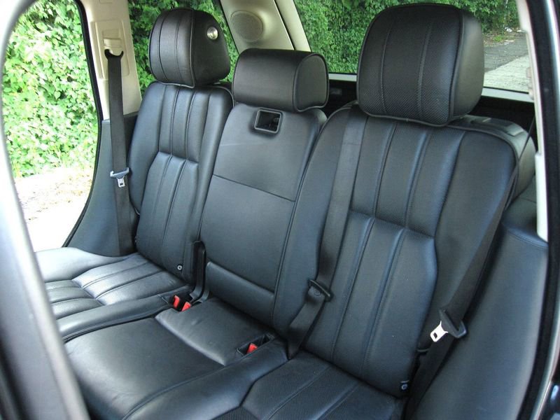 Used 2012 Land Rover Range Rover Supercharged w/ Silver Pack image 24