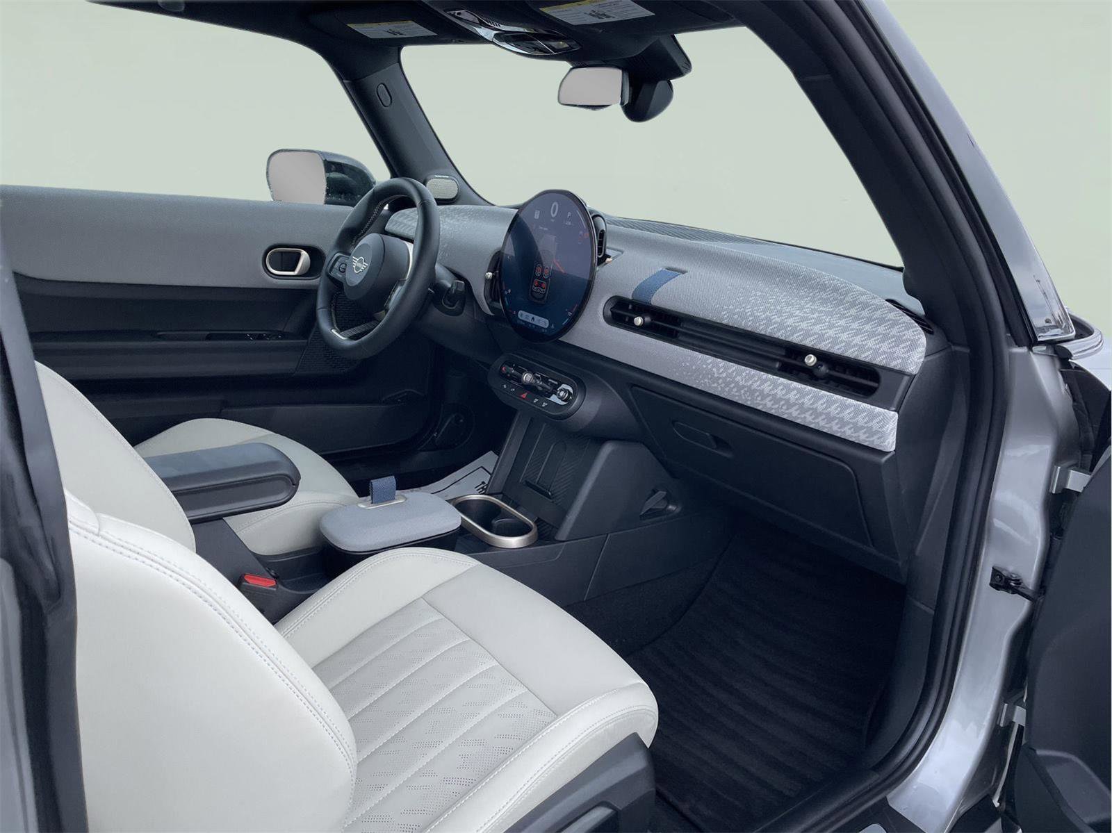 Used 2025 MINI Cooper S image 16