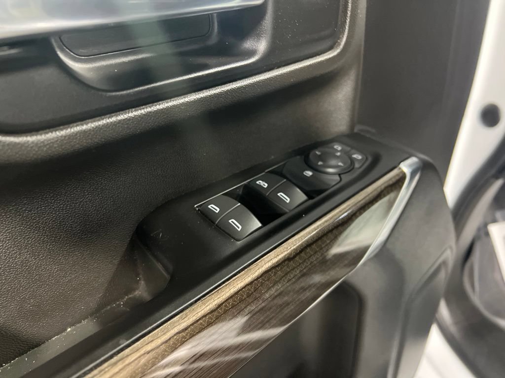 Used 2022 Chevrolet Silverado 2500 LT AWD/4WD image 31