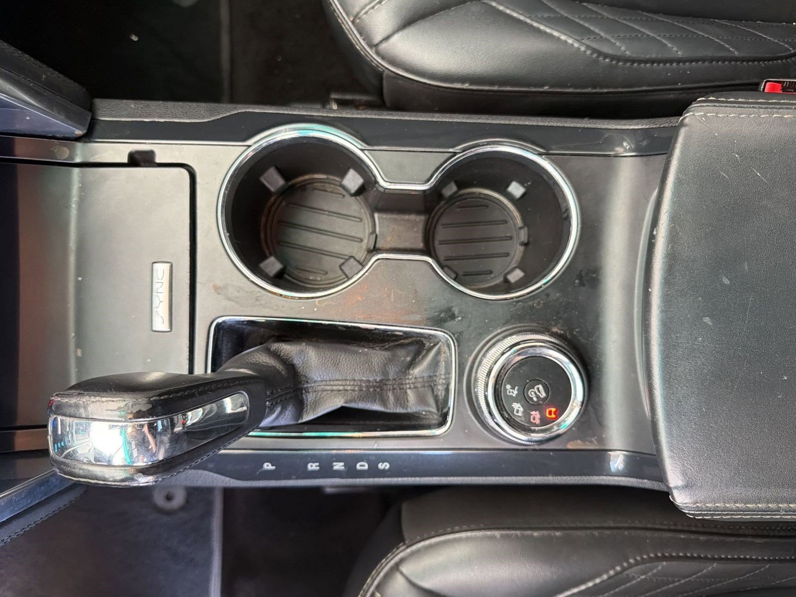 Used 2018 Ford Explorer Platinum image 28