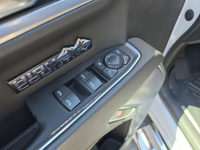 Used 2022 Chevrolet Silverado 1500 High Country image 18