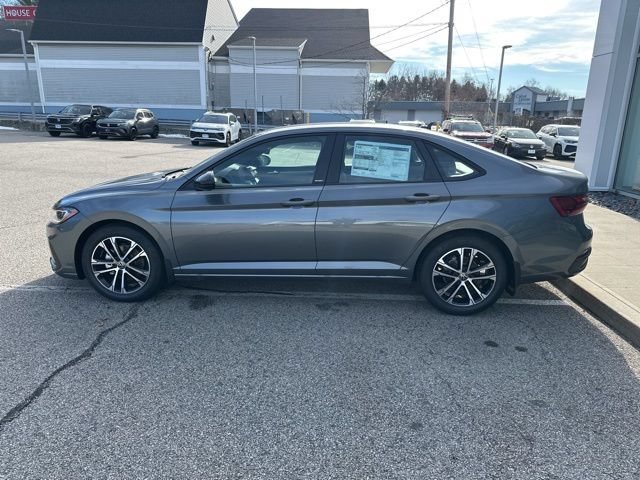 New 2026 Volkswagen Jetta Sport FWD image 4