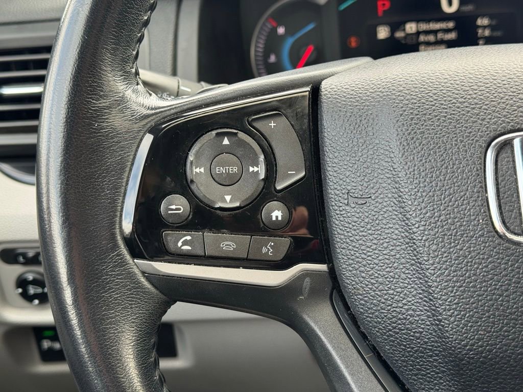Used 2020 Honda Pilot Touring image 32