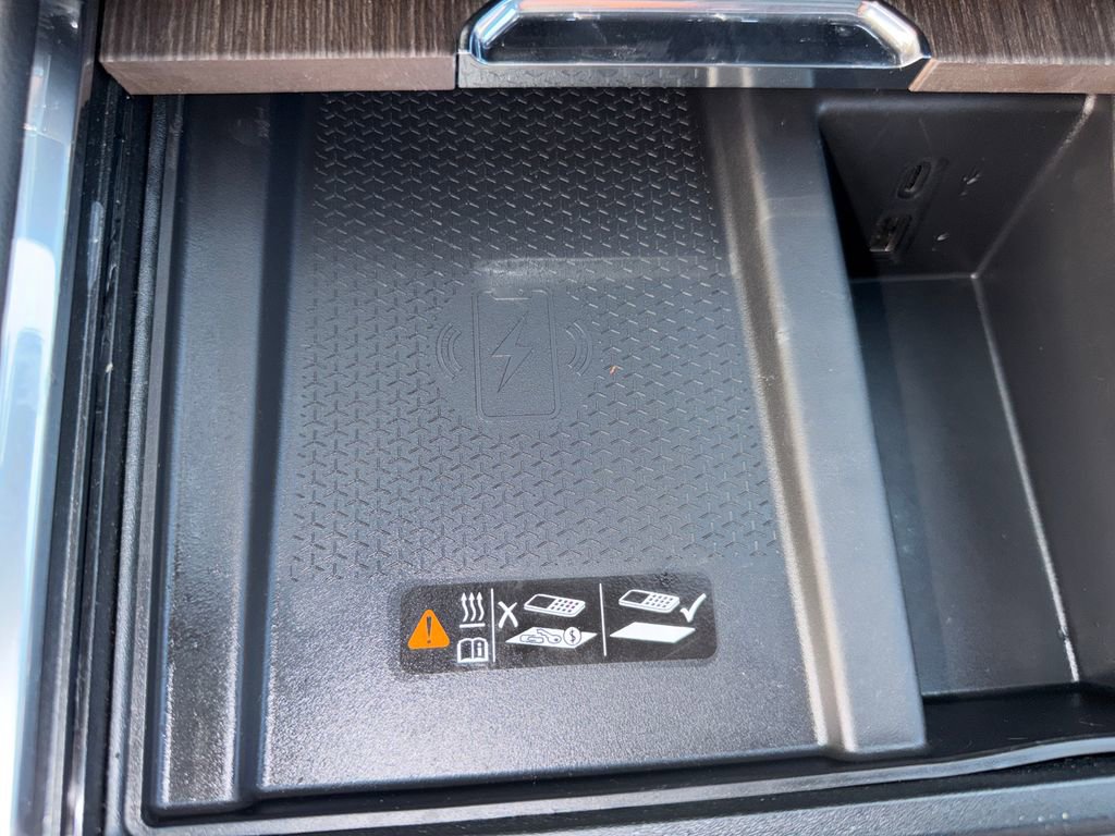 Certified 2026 GMC Acadia Denali w/ Super Cruise Package FWD image 38