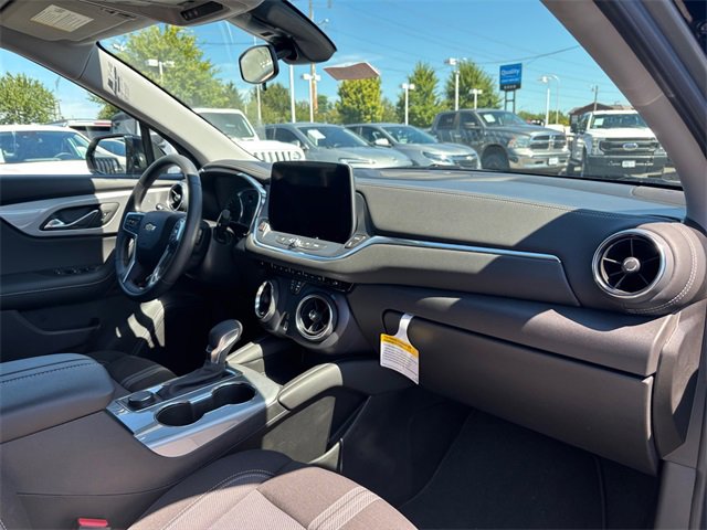New 2025 Chevrolet Blazer LT w/ Redline Edition image 39