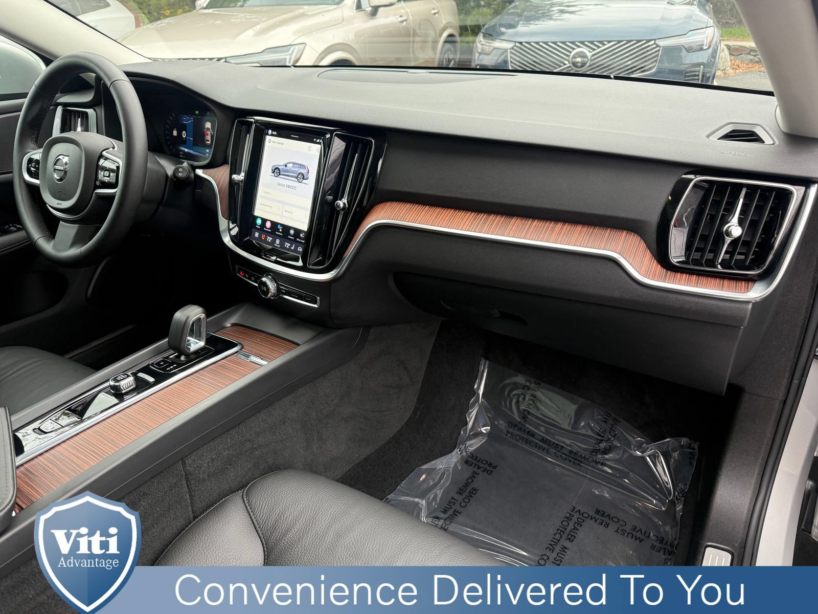 Used 2025 Volvo V60 B5 Cross Country Plus AWD/4WD image 30