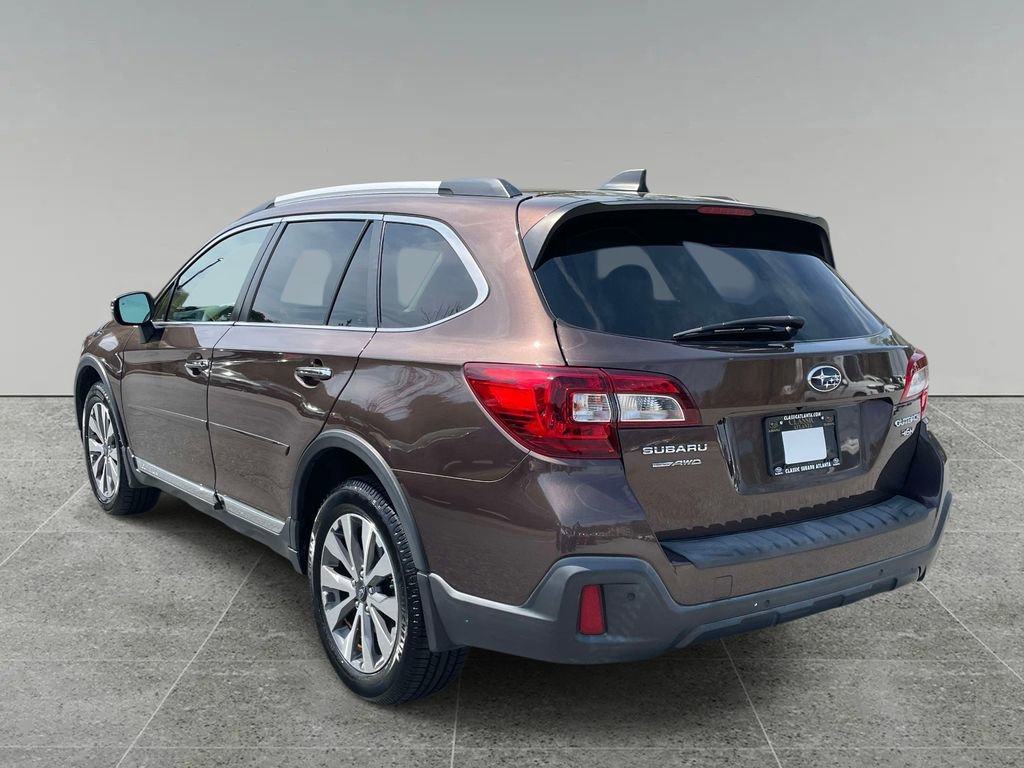 Used 2019 Subaru Outback 3.6R Touring w/ Popular Package #3A image 3