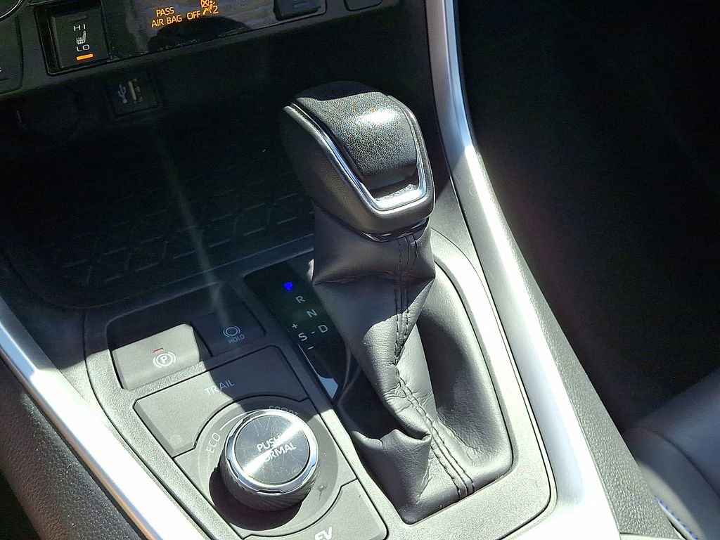 Used 2023 Toyota RAV4 XSE image 16