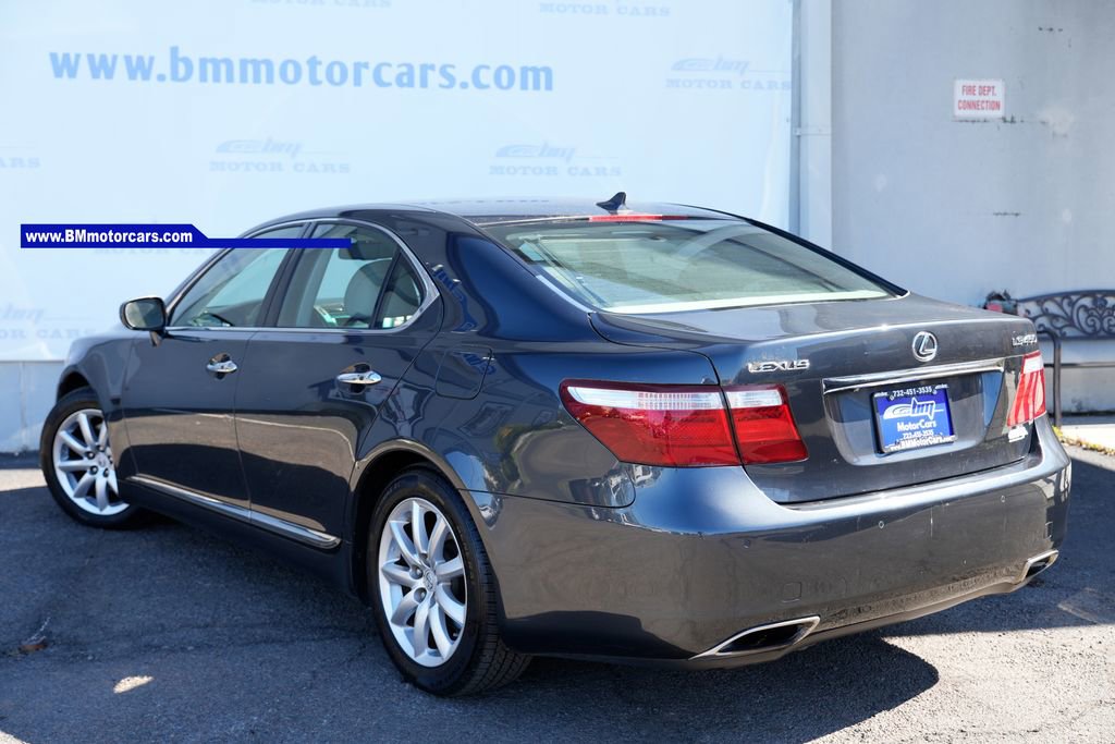 Used 2007 Lexus LS 460 image 4