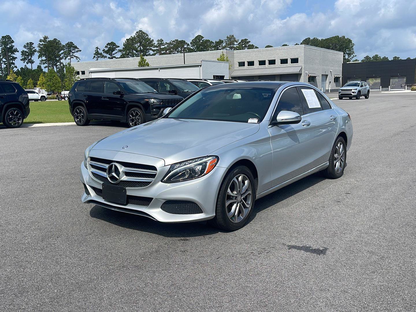 Used 2016 Mercedes-Benz C 300 4MATIC Sedan image 3