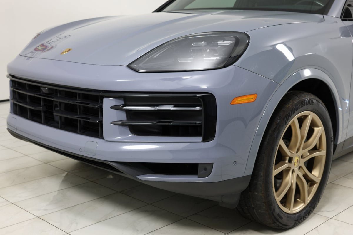 Used 2024 Porsche Cayenne Coupe image 44