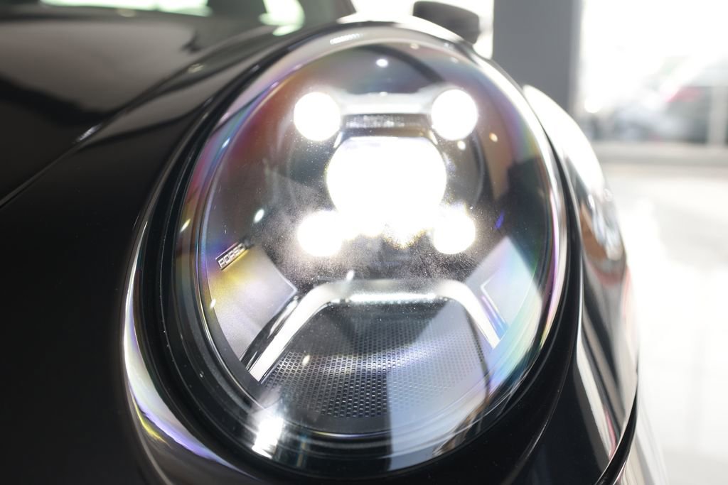 Used 2021 Porsche 911 Targa 4S image 56