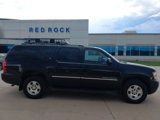 Used 2012 Chevrolet Suburban LT w/ Luxury Package AWD/4WD image 2