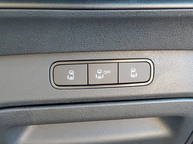 New 2025 Volkswagen ID. Buzz Pro S RWD image 34